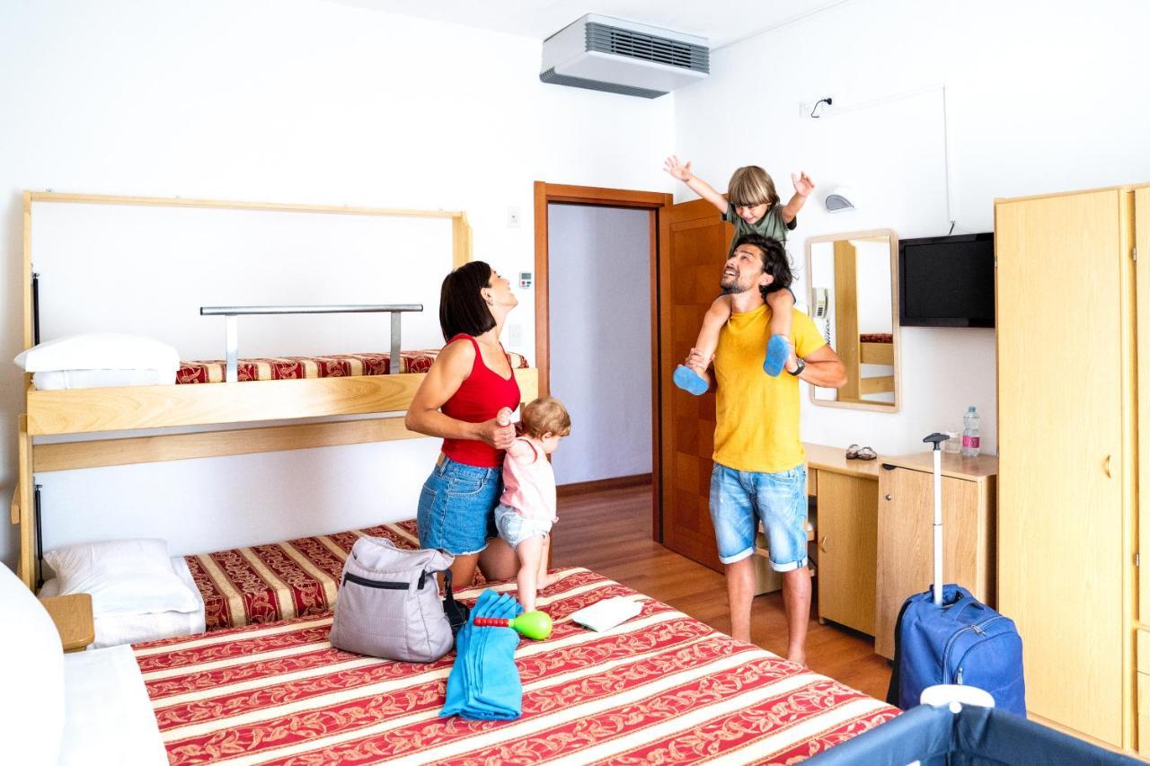 Hotel Angelus Rimini Ngoại thất bức ảnh