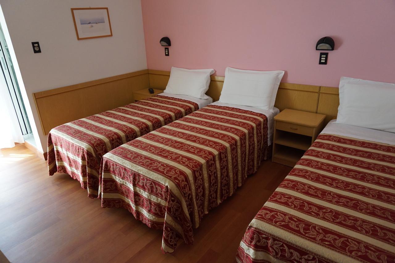 Hotel Angelus Rimini Ngoại thất bức ảnh