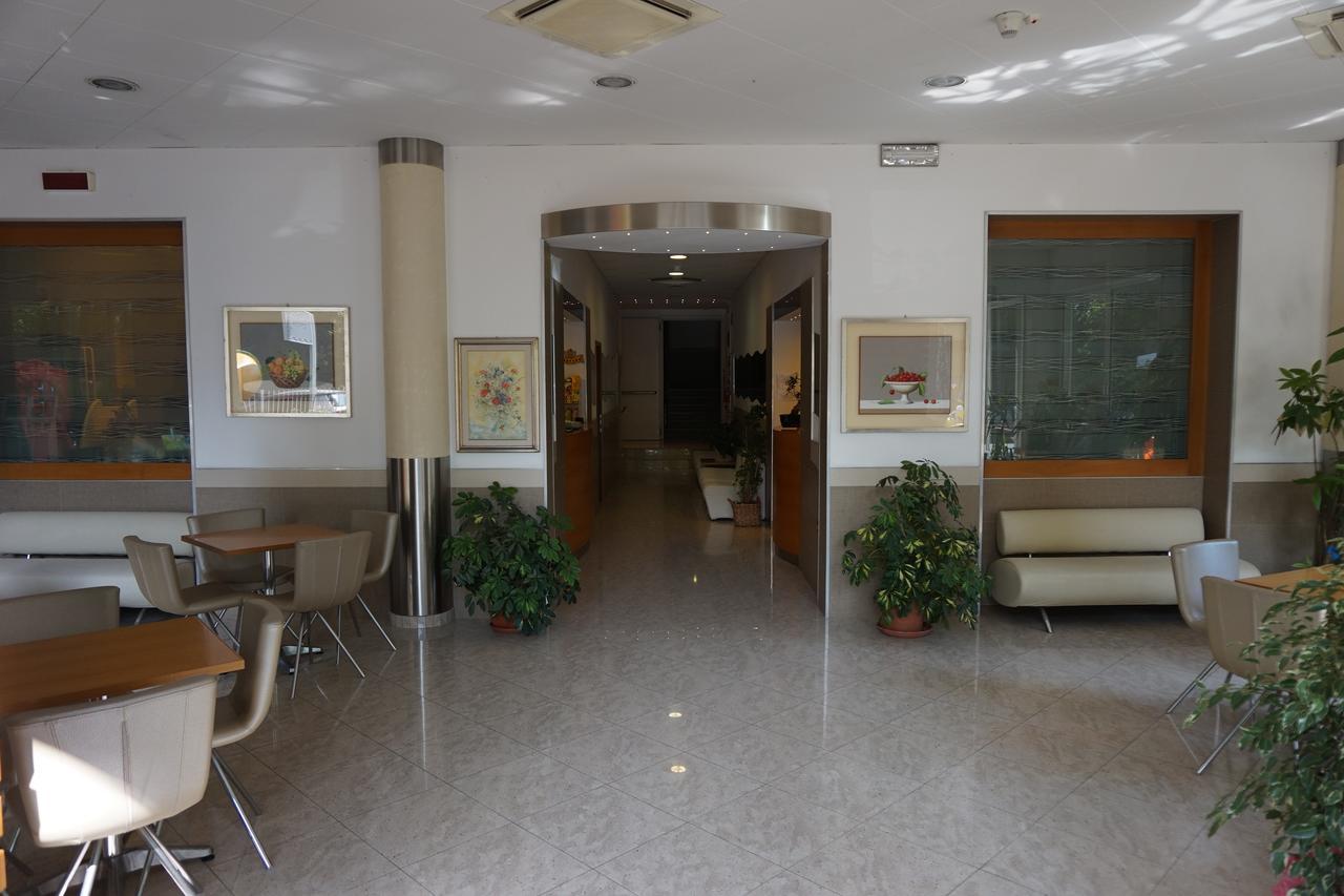 Hotel Angelus Rimini Ngoại thất bức ảnh