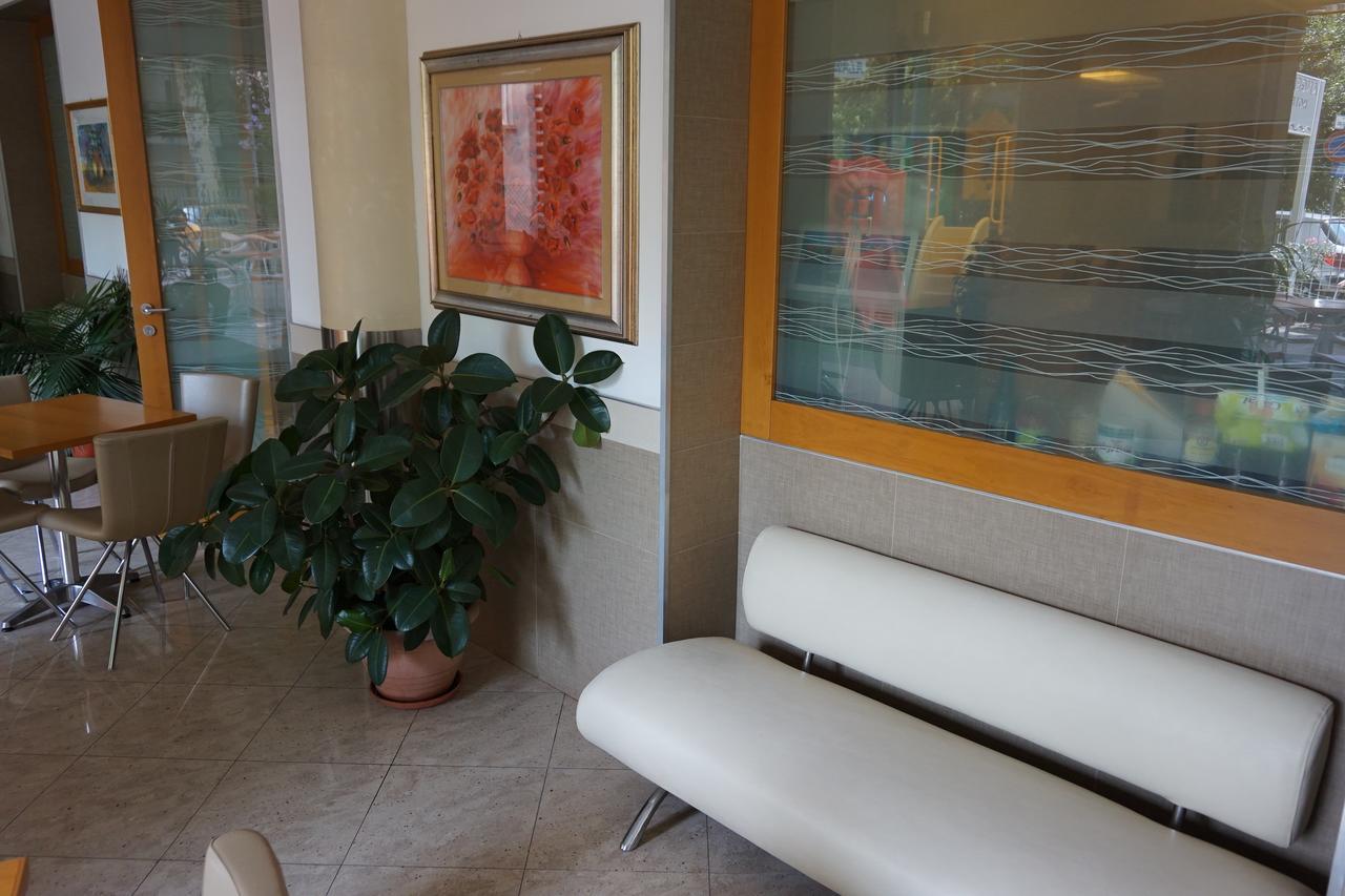 Hotel Angelus Rimini Ngoại thất bức ảnh