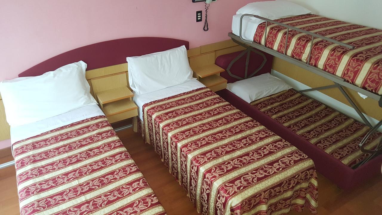Hotel Angelus Rimini Ngoại thất bức ảnh